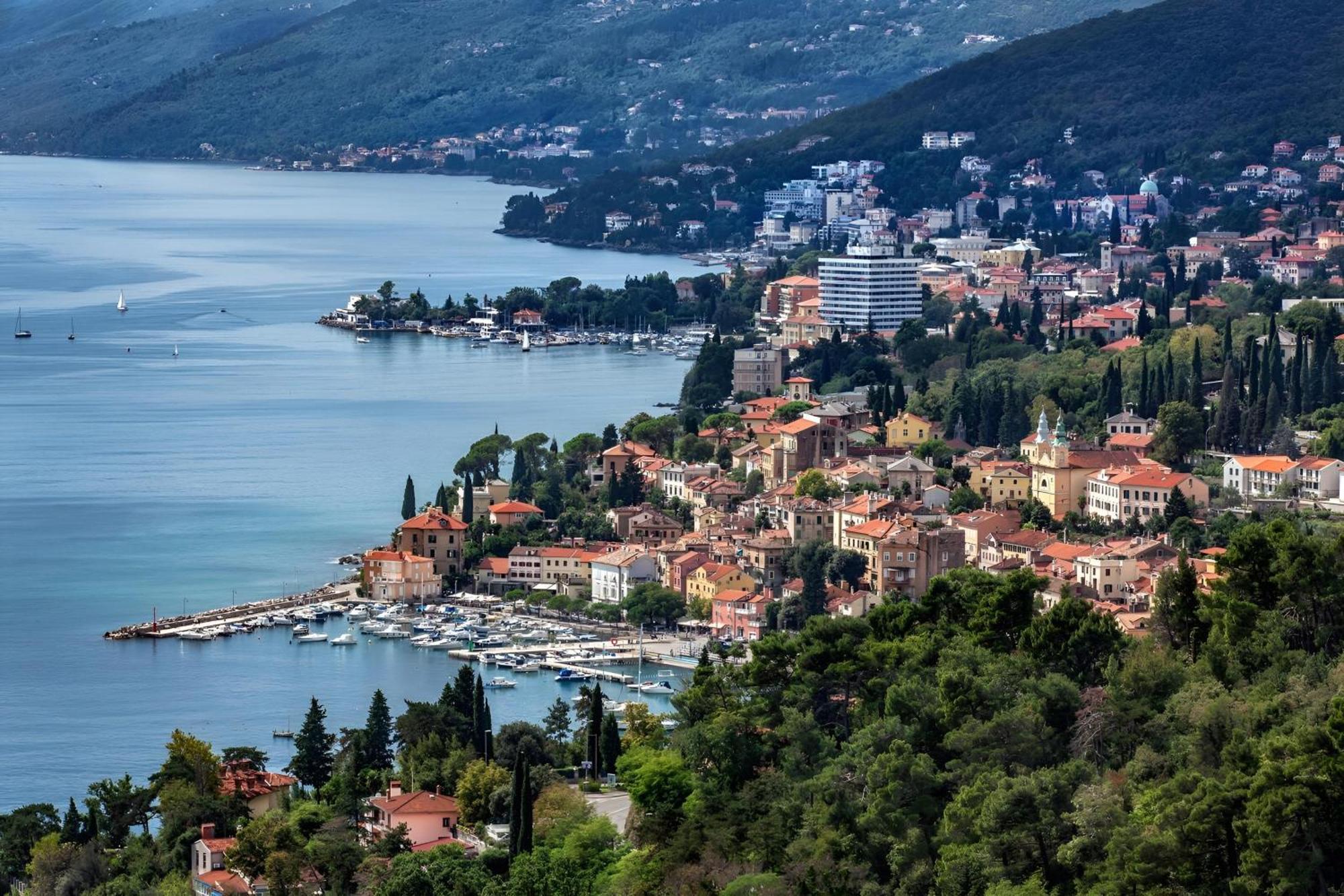 Apartment Feria 1 Opatija Ngoại thất bức ảnh